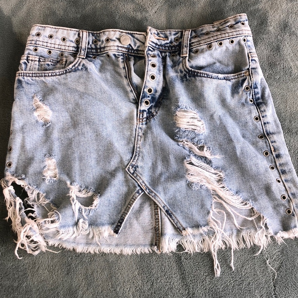 Distressed Zara denim skirt